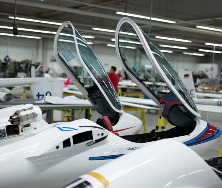 DG_543_L1310582_HUV (1) DG_543_L1310582_HUV (1)